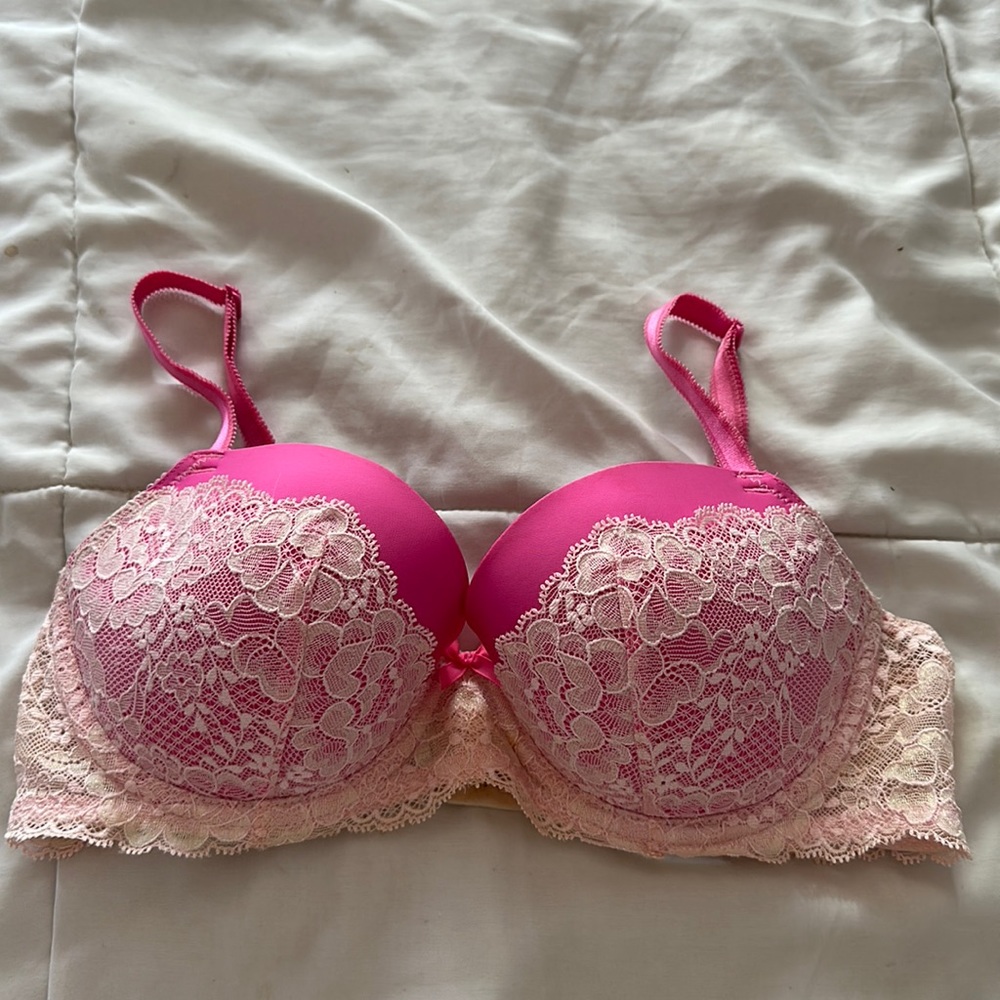 VS lace bra